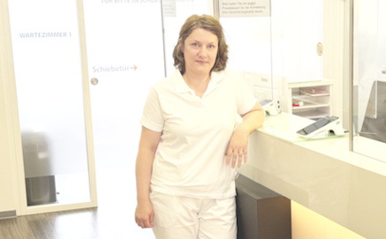 Adreea Rednic, Fachärztin